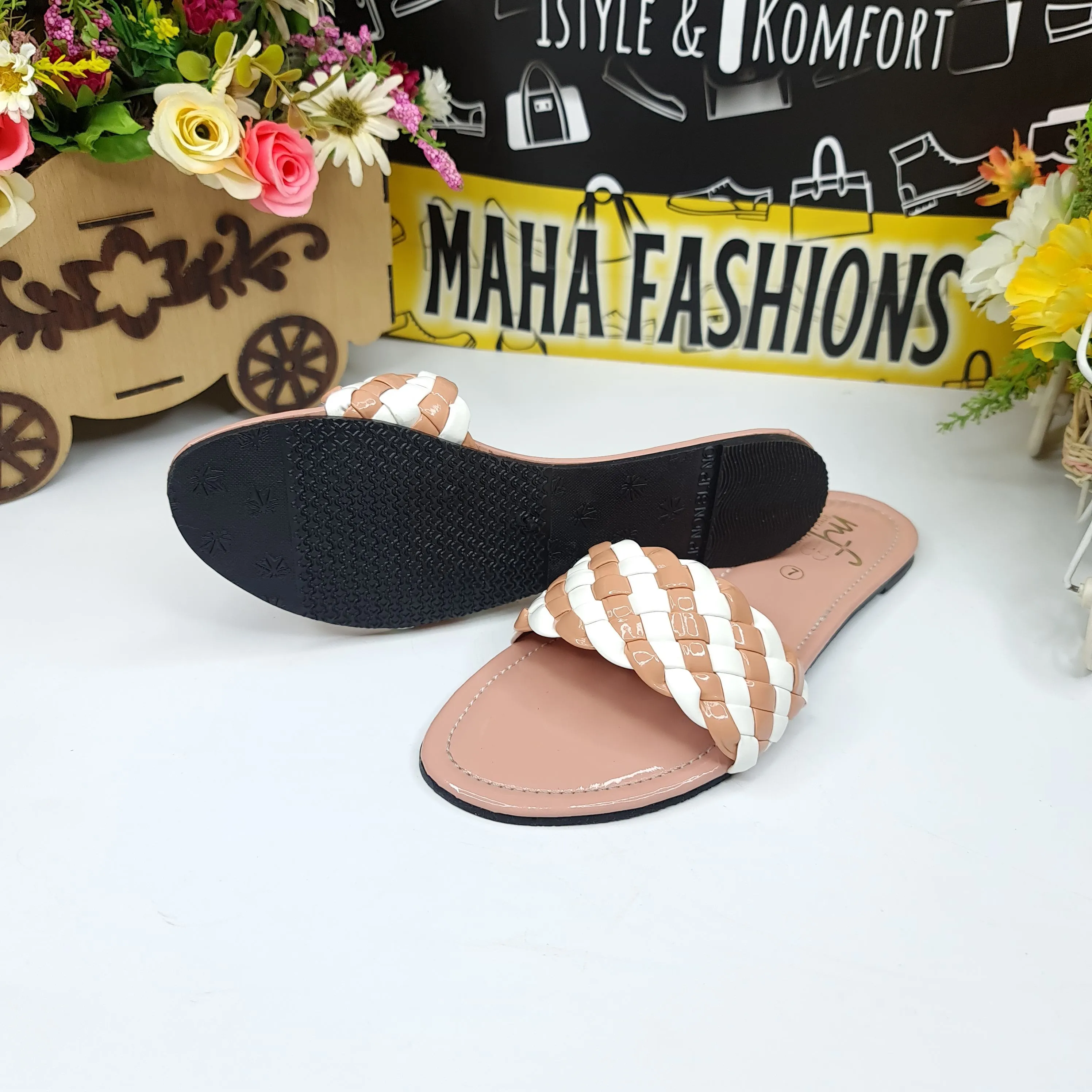 Pink White Patten Flat Slippers