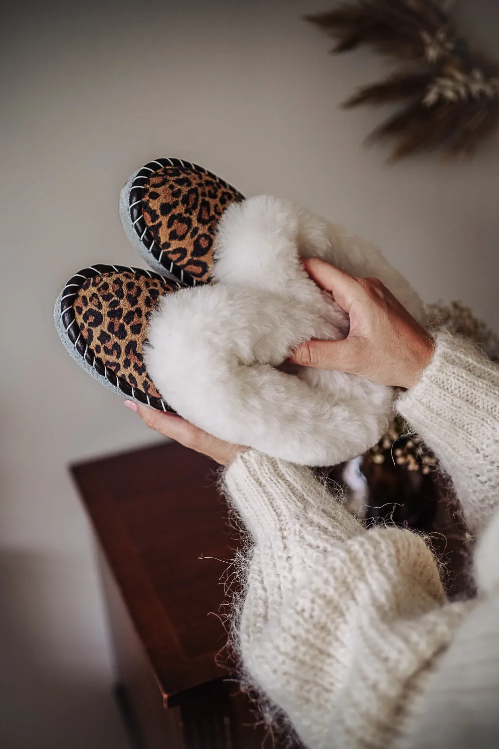 Sheepskin Slippers leopard pattern