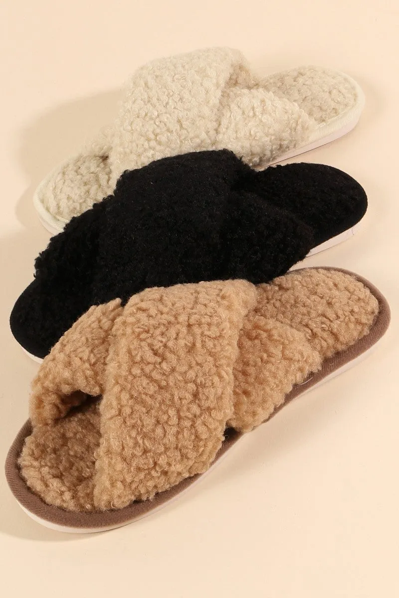 Sherpa Design Slippers in Taupe