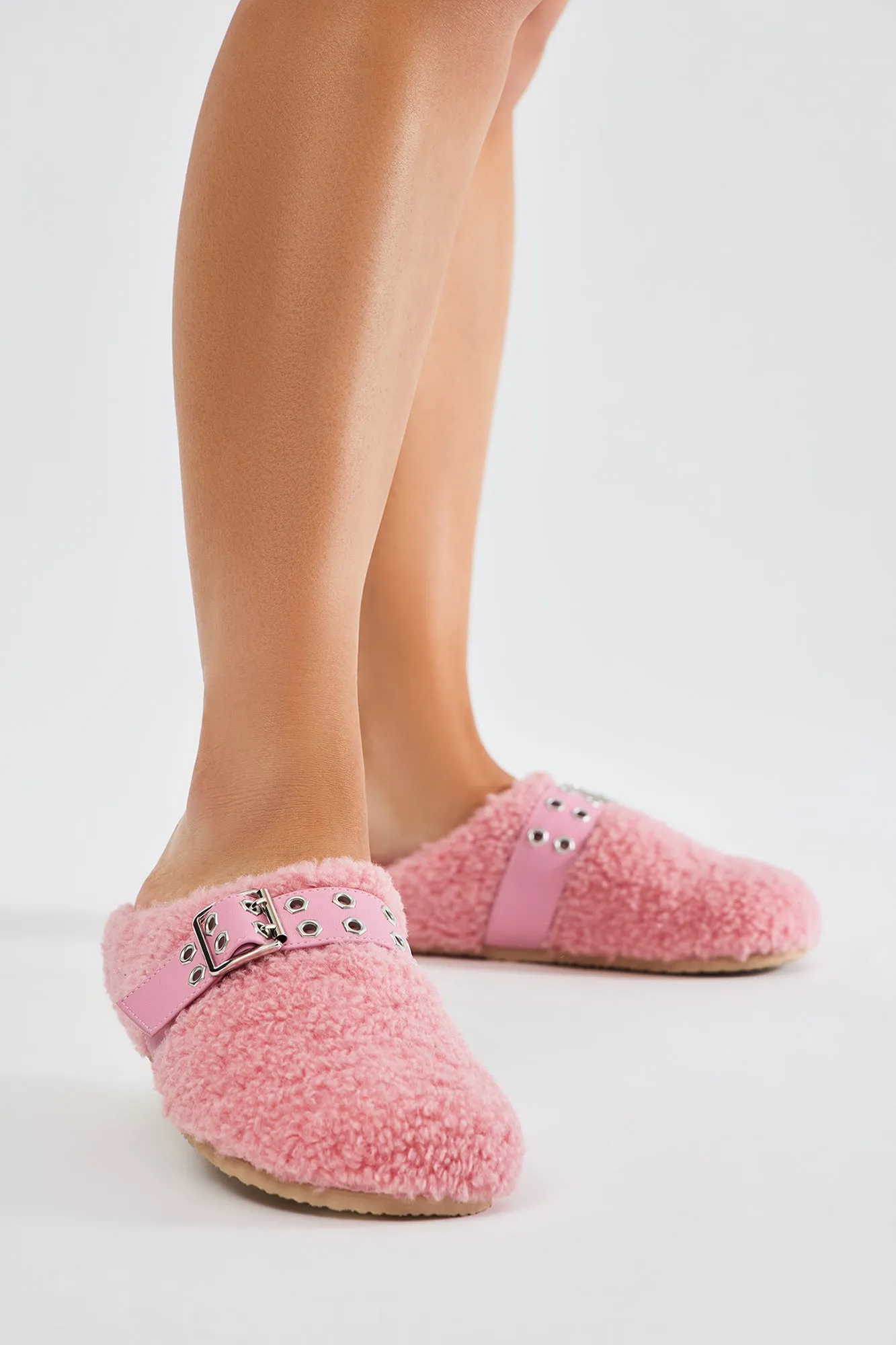 Villie Buckle Slippers - Pink